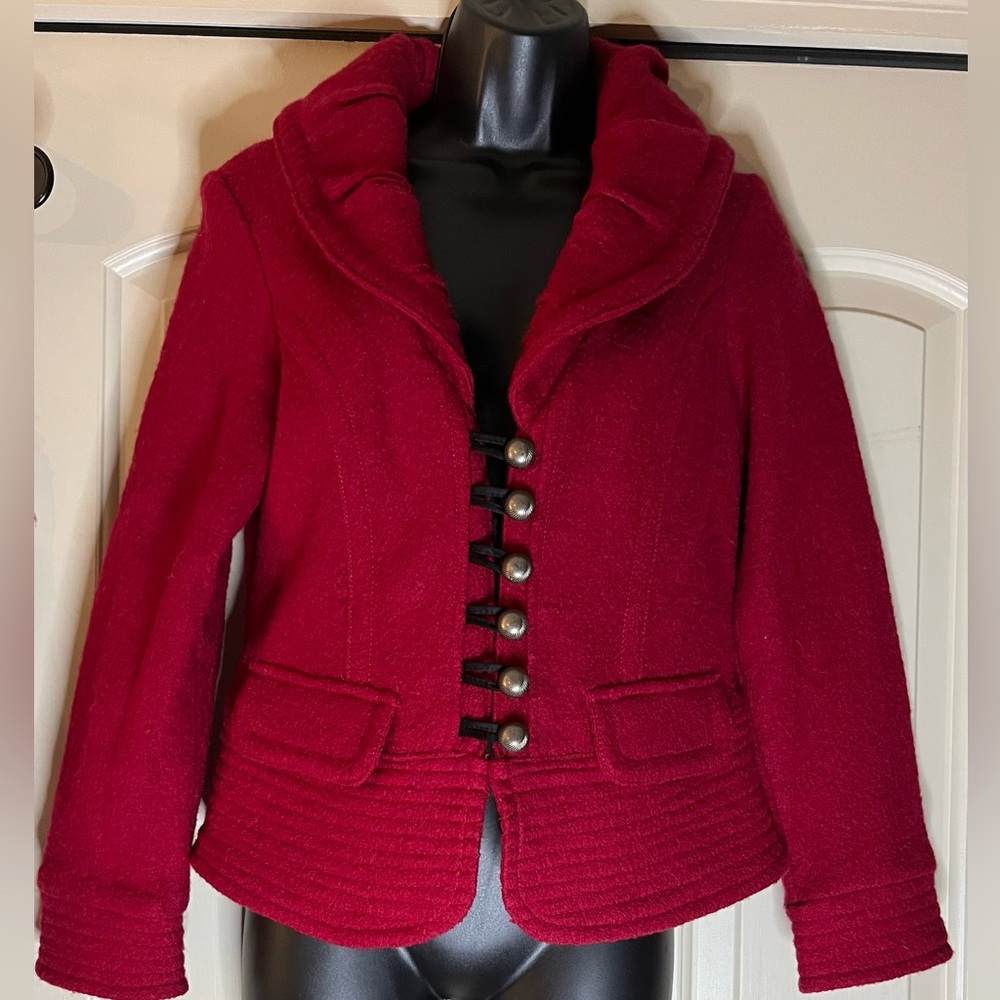 Stunningly Tailored Red Wool Jacket - Flawless